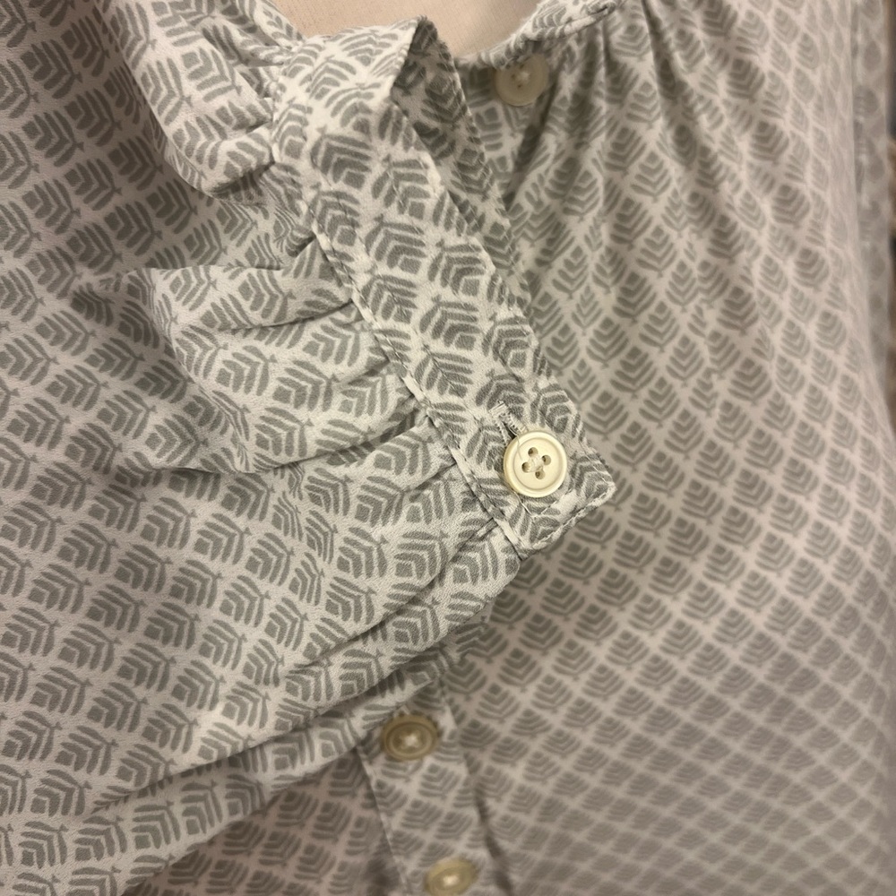 LOFT Gray Patterned Blouse - image 4
